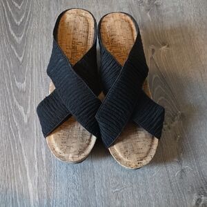 Women’s Black Cross-Band Cork Slide Sandals